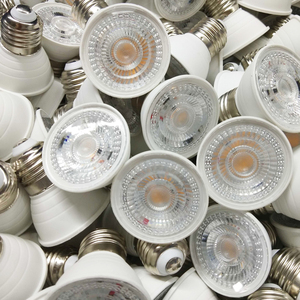 Dẫn ánh sáng tại chỗ dẫn cup MR16 <span class=keywords><strong>E27</strong></span> 6W 7W 3000K 4000K 6000K nhôm SJ hiện đại dẫn đèn sân khấu mini 3 W <span class=keywords><strong>ZigBee</strong></span> dẫn bóng đèn MR16 700L 100 - Product Image 3