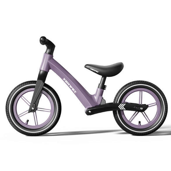 Roues gonflables violettes