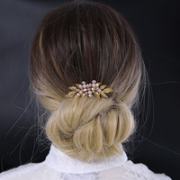 Doux plaqué or alliage feuille peignes à cheveux de mariée forme de fleur fiançailles fête anniversaire peignes à cheveux décoratifs