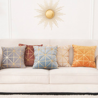 Housse de coussin en peluche de Style de luxe léger de haute qualité, taie d'oreiller de maison pour canapé