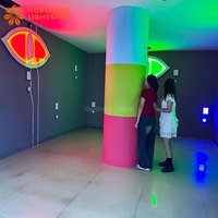 Jeu interactif mural d'intérieur en plastique avec bouton poussoir de comptage de nombres, activation par lumière LED, pour la maison et l'école, Yeux Maléfiques