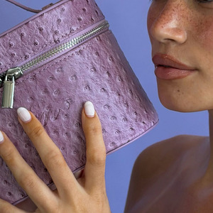 <span class=keywords><strong>Trousse</strong></span> <span class=keywords><strong>de</strong></span> Maquillage Portable Mini en Cuir Gaufré, Sac <span class=keywords><strong>de</strong></span> Voyage pour Rouge à Lèvres, <span class=keywords><strong>Trousse</strong></span> <span class=keywords><strong>de</strong></span> <span class=keywords><strong>Toilette</strong></span> <span class=keywords><strong>de</strong></span> Luxe, Boîte <span class=keywords><strong>de</strong></span> Rangement Cosmétique pour Soins <span class=keywords><strong>de</strong></span> la Peau - Product Image 5