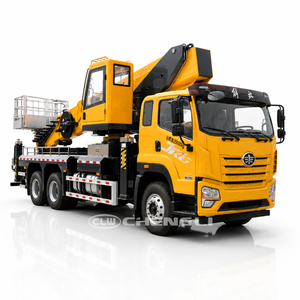 Camion nacelle élévatrice FAW 56m à bras articulé robuste avec plateforme de 400 kg - Product Image 1