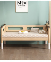 Lit d'enfant moderne en bois massif, lit bébé surélevé et extensible, sommier plat en bois massif