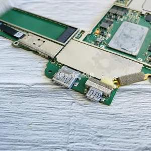 Reemplazo de placa base para <span class=keywords><strong>Microsoft</strong></span> <span class=keywords><strong>Surface</strong></span> <span class=keywords><strong>Pro</strong></span> <span class=keywords><strong>4</strong></span> 1724, X911788-009 6650u <span class=keywords><strong>i7</strong></span>, 8GB RAM, Original, buena placa base lógica - Product Image 4