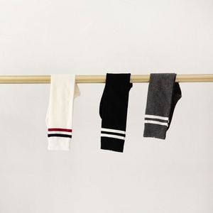 Calcetines de Moda para Mujer, Cómodos y de Alta Calidad, Calcetines Altos de Algodón para Primavera - Product Image 2