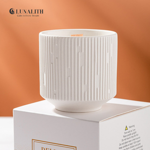Emballage personnalisé pour bougies parfumées longue durée |   Ventes en gros de pots en céramique de luxe Meteor avec mèche en bois, bougies parfumées à la cire de soja - Product Image 5