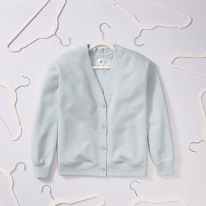 Vente en gros de cintres pour enfants en velours beige à un seul niveau, antidérapants, 30 cm, pour armoire ou magasins de vêtements - Product Image 3