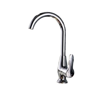 Grifo de cocina monomando con rotación de 360 grados, montado en el encimera, con válvula de cerámica para fregadero. - Product Image 5