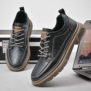 Men's Retro Casual Leather Shoes Large Size, Wear-resistant Leather <b>Flat</b> Sole Outdoor Fashion Martin Boots - Product Image 1