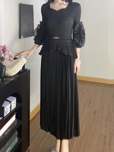 Abito floreale fatto a mano Miyake un abito da <span class=keywords><strong>donna</strong></span> Plus-size alla moda in tinta unita con pieghe ad alto elastico - Product Image 4