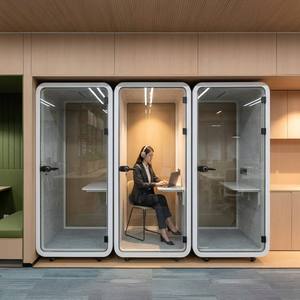 Cabine téléphonique de bureau portable moderne avec verre trempé insonorisé, design mobile, installation facile pour espace de travail privé et réunions - Product Image 2