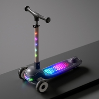 Trottinette Électrique Moderne à Trois Roues en PU pour Enfants, avec Lumières et Musique, Pliable, pour Usage Extérieur