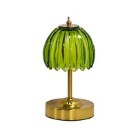 Lampe de table décorative en verre cristal, nouveauté transfrontalière, lampe de chevet créative pour chambre à coucher, style américain élégant, lumière de nuit USB de luxe