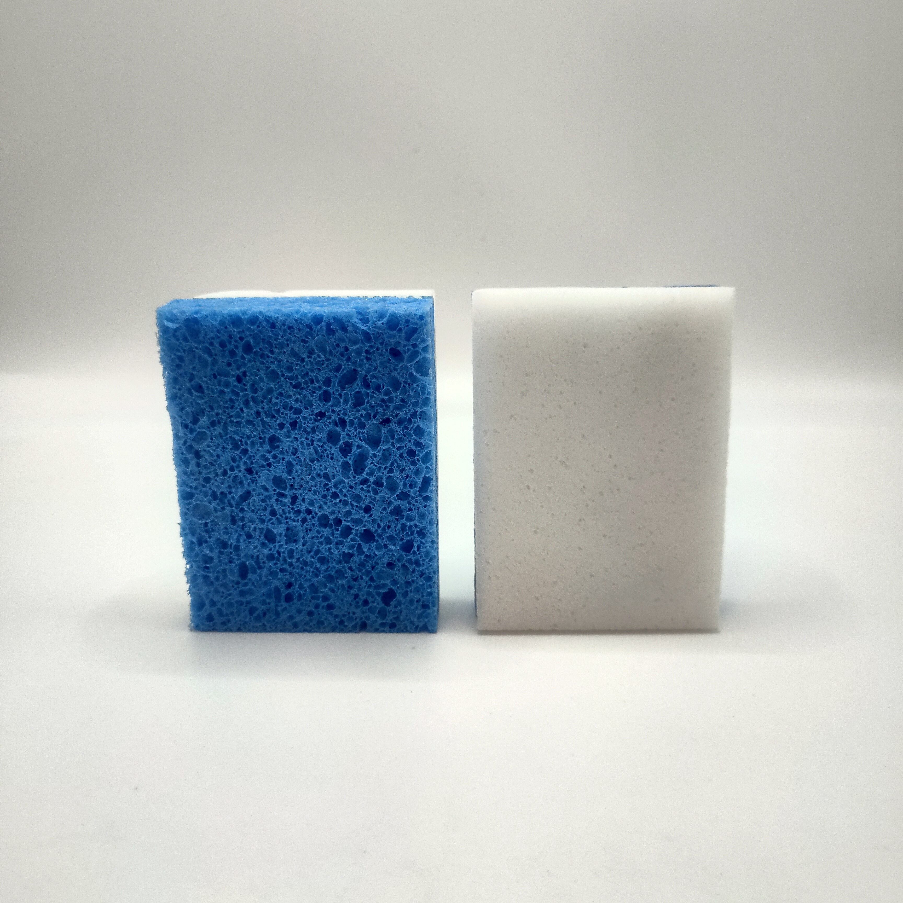 blanco y azul