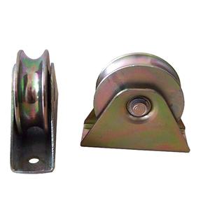 Rueda de puerta corredera galvanizada DA90UR10, rueda giratoria para puerta corredera - Product Image 1