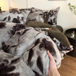 Fall Kwaliteit Wol Fleece 11-delige Set Warm Verdikt Konijn Dubbelzijdig Waterbestendig Licht Luxe Stijl Dekbed Hoes - Product Image 2