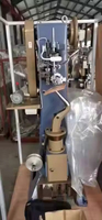 Machine à coudre à aiguille simple robuste avec semelles en métal fer, composants principaux incluant le moteur pour la réparation et la fabrication de chaussures