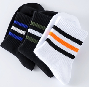Chaussettes en coton uni femmes trois rayures multicolore décontracté élégant Sport Street Style Crew <span class=keywords><strong>Tube</strong></span> quatre saisons portable - Product Image 5