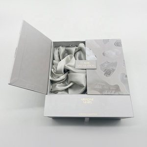 Boîte cadeau de truffes belges de haute qualité sur mesure en gros d'usine, boîte cadeau de vacances, boîte à chocolat pour la Saint-Valentin, style luxueux - Product Image 5
