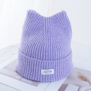 Venta al por mayor Beanie Hat Little Devil Striped Knitted Wool Cap Winter Cute Cat Ears Pointed Pullover Sombreros <span class=keywords><strong>de</strong></span> mujer - Product Image 3