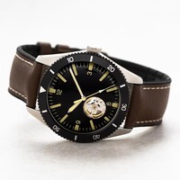 Gewölbtes Mineralglas 10 ATM Automatikuhrwerk Herren-Armbanduhr OEM