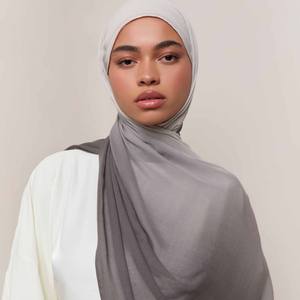 Vente en gros Wennuan 2025 Hijab modal à blocage de couleur de haute qualité châle léger et doux traditionnel musulman - Product Image 1