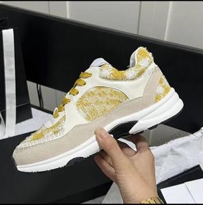 Sneakers di Lusso da Uomo alla Moda con Tomaia in Vera Pelle, Fodera in Rete, Suola Intermedia in EVA e Suola Esterna in Gomma, Alta Qualità con Lacci - Product Image 5