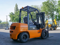 Chariot élévateur électrique contrepoids de 10 tonnes alimenté par batterie au lithium CPD100-XC5-I pour la manutention logistique en entrepôt