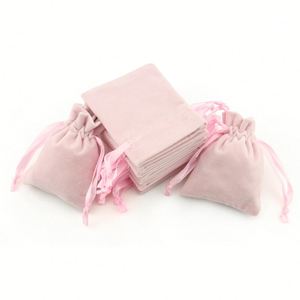 Sacs en velours personnalisés avec impression de logo, pochettes en velours, sacs à cordon, emballages en tissu, sacs cadeaux - Product Image 2