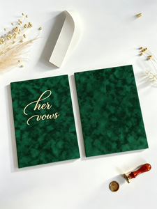 Livre <span class=keywords><strong>de</strong></span> Vœux <span class=keywords><strong>de</strong></span> Mariage en Velours Vert Émeraude Personnalisé avec Lettrage Doré, Pochettes d'Angle, Insert Floral en Papier, Livret <span class=keywords><strong>de</strong></span> Vœux <span class=keywords><strong>de</strong></span> Mariage pour Lui et Elle - Product Image 2