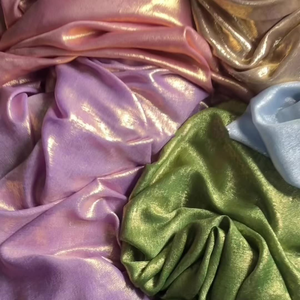 Tela Brocada con Estampado Dorado en Terciopelo, 100% Poliéster, Resistente a la Abrasión, Peso Medio, con Brillo Dorado y Plateado, <span class=keywords><strong>para</strong></span> Vestidos de Fiesta, Estilo Europeo - Product Image 2