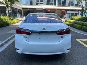 2017 Toyota Corolla Facelift 1.2T S-CVT GL รถมือสองขับด้านซ้าย - Product Image 2