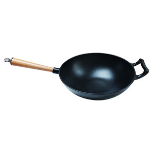Anufacturer-<span class=keywords><strong>Wok</strong></span> de hierro fundido antiadherente de fondo plano chino tradicional presazonado con mango de madera, venta al por mayor - Product Image 4