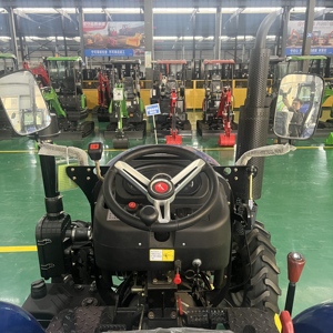Cheap agricultural machinery, 4WD/2WD four-wheel drive automatic gear transmission farm tractor with engine and gearbox bearings - Product Image 2