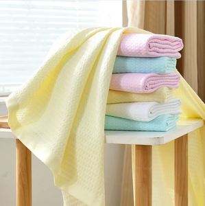 Serviette de bain en polyester et nylon de haute qualité, tissée à la machine, séchage rapide, super absorbante, pour la maison et l'hôtel - Product Image 1