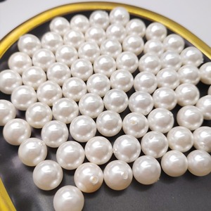 Perlas Redondas Blancas <span class=keywords><strong>de</strong></span> Nácar <span class=keywords><strong>de</strong></span> 3-18 mm para Decoración - Product Image 1