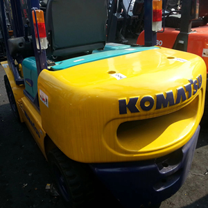 Prix avantageux, chariot élévateur Komatsu FD30 3 tonnes d'occasion, 100% d'origine japonaise, chariot élévateur diesel 3 tonnes - Product Image 1