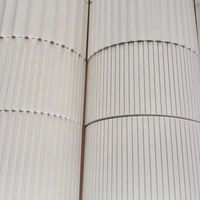 Panneau rainuré en MDF flexible avec apprêt blanc