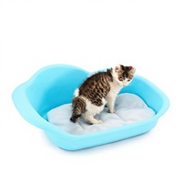 Nid d'été carré pour chat avec coussin en résine PP chaude