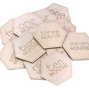Tarjetas de registro de crecimiento para bebés de madera con relieve hexagonal, de 0 a 12 meses, regalo para baby shower - Product Image 2