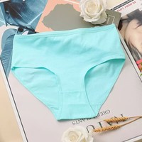 0,58 Dollar XK001 Größe XL-3XL Damen Baumwollslips, Weiche Atmungsaktive Mehrfarbige Mittelhohe Slips, Großhandel Damenunterwäsche