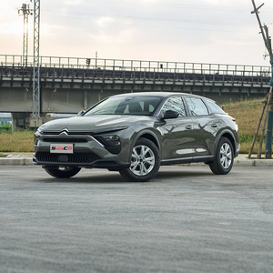 Citroën <span class=keywords><strong>C5</strong></span> <span class=keywords><strong>X</strong></span> Édition Outre-mer 2025 – Châssis Robuste Adapté aux Routes Africaines Difficiles – Conduite à Gauche – Véhicule d'<span class=keywords><strong>Occasion</strong></span> - Product Image 1