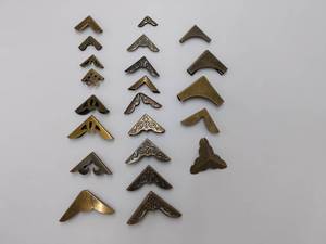 Protezioni Angolari in Metallo Anticato Senza Nichel YXQ 14mm, Colore Personalizzato, Decorative per Sacchetti di Carta - Product Image 2