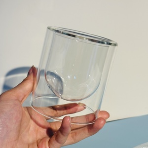 Giaretta Portacandela di Lusso Unica <span class=keywords><strong>in</strong></span> <span class=keywords><strong>Vetro</strong></span> Borosilicato Trasparente a Doppia Parete con Coperchio per Decorazioni per la Casa Articoli Natalizi e Confezione Regalo - Product Image 1