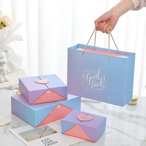 Bán buôn các tông đôi bên mở nam châm nút cứng nhắc hình trái tim hộp giấy bao bì đồ trang sức Hộp quà tặng với túi - Product Image 6