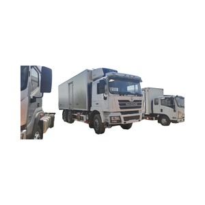 110 porcs pesant 125kg transporteur de porcs <span class=keywords><strong>camion</strong></span> de transport de porcs <span class=keywords><strong>8X4</strong></span> transport d'animaux <span class=keywords><strong>camion</strong></span> de transport de porcs porcs transporteur de bétail - Product Image 2