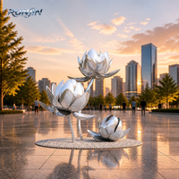 Sculpture de fleur de lotus en acier inoxydable poli miroir, installation artistique abstraite en métal, paysage urbain, fabrication sur mesure