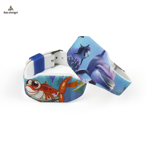 Montre Led en Silicone pour enfants, montre-Bracelet de Sport numérique en Silicone souple, Bracelet de <span class=keywords><strong>dessin</strong></span> <span class=keywords><strong>animé</strong></span> Style de mode pour garçons filles - Product Image 4