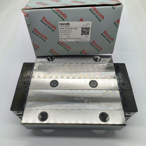 รางเลื่อน Rexroth รุ่น R165311420 R165381420 R165321420 R165371420 R165331420 R165341420 บล็อกนำทางแบบเส้นตรง - Product Image 1